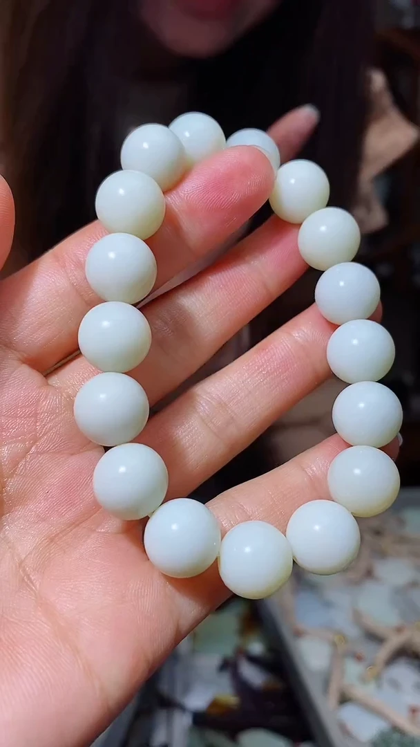 【闪购商品】和田玉手链未镶嵌11111多样性发货 拍一发一