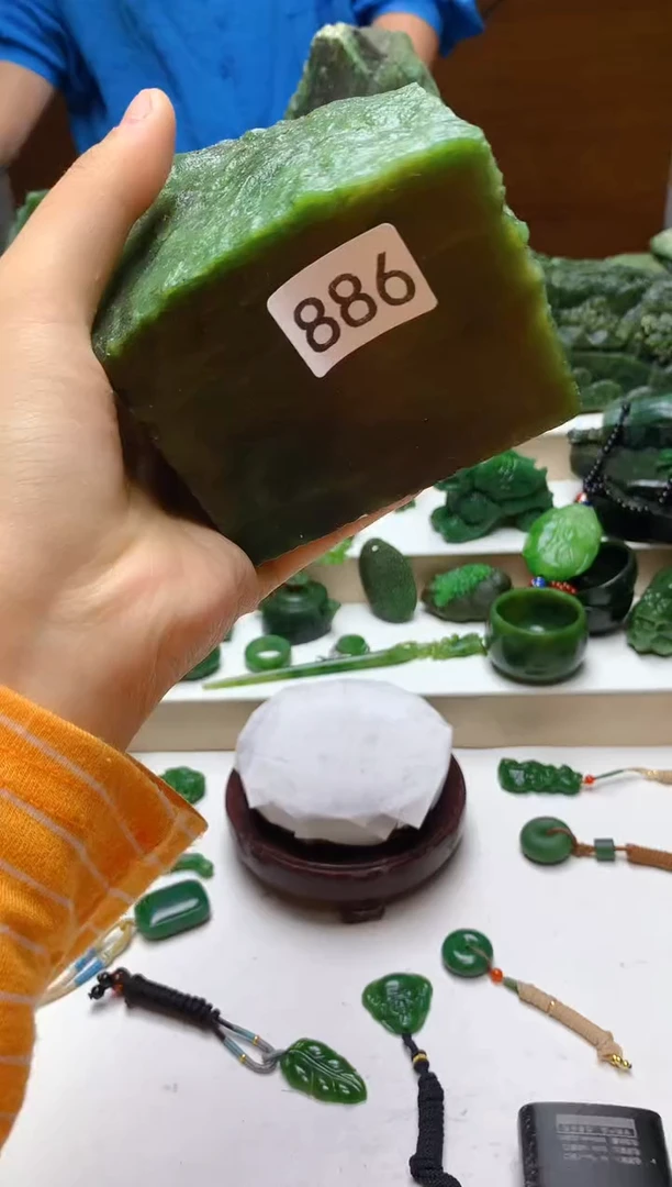 未镶嵌和田玉（碧玉）珠宝半成品886