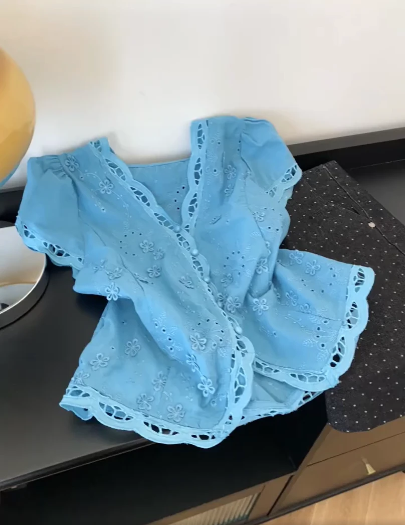 【现货】韩系穿搭蕾丝碎花刺绣衬衫夏季新款小众设计感减龄短款上衣