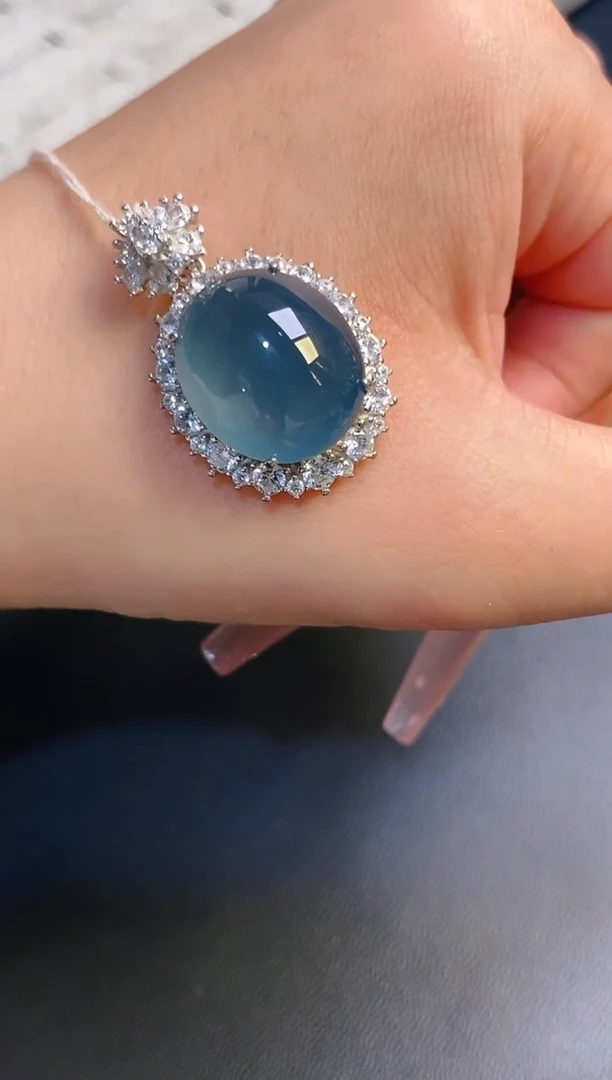 银S925镶嵌翡翠耳饰天然