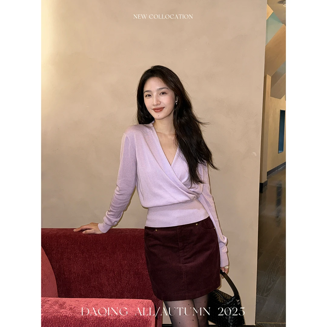 许大晴【温如许】优雅气质羊毛交叉V领针织上衣D4A202