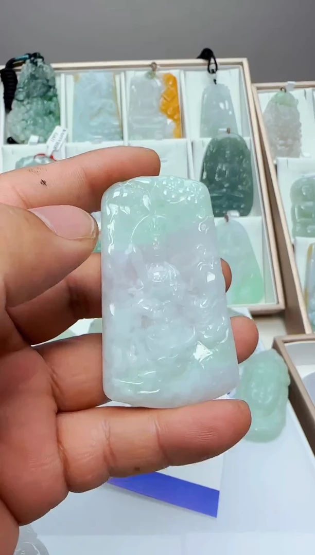 【闪购商品】翡翠颈饰未镶嵌缅甸天然A货翡翠