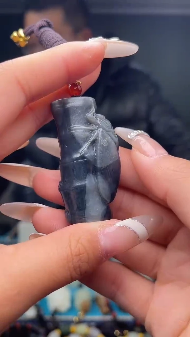 未镶嵌和田玉挂件1