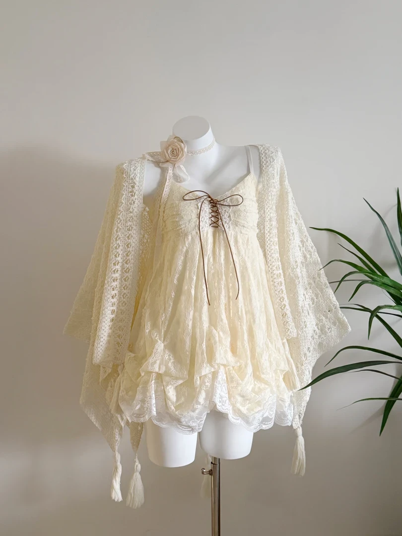 【春日告白】古早蕾丝花苞连衣裙 +两穿显瘦夏季披肩两件套女9325