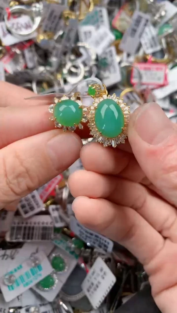 银S925镶嵌戒指翡翠777          6