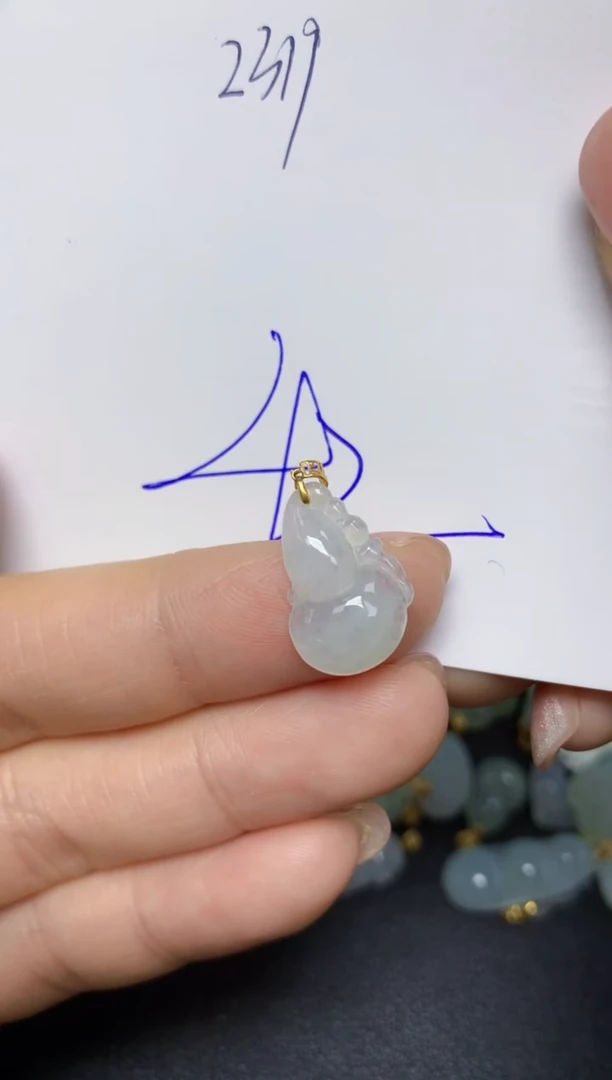 【闪购商品】翡翠挂件18K金镶嵌 天然翡翠A货