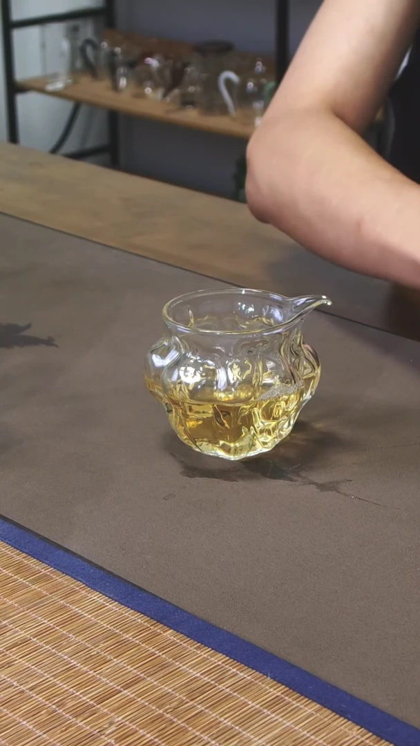晶焱翘嘴核桃公道杯 晶焱金标