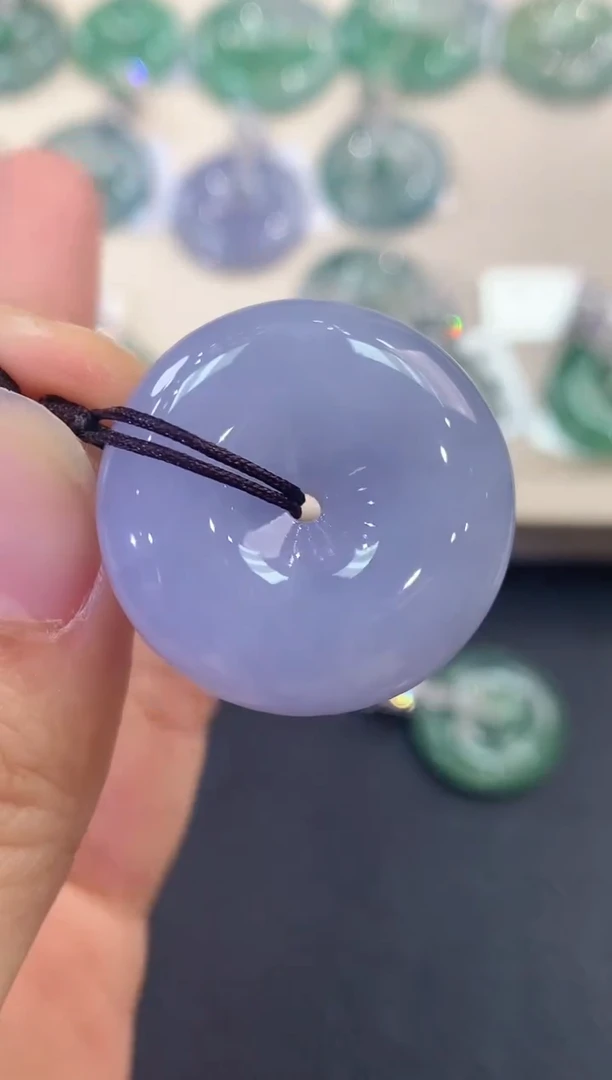 【闪购商品】翡翠吊坠(不含链)未镶嵌B125有色差