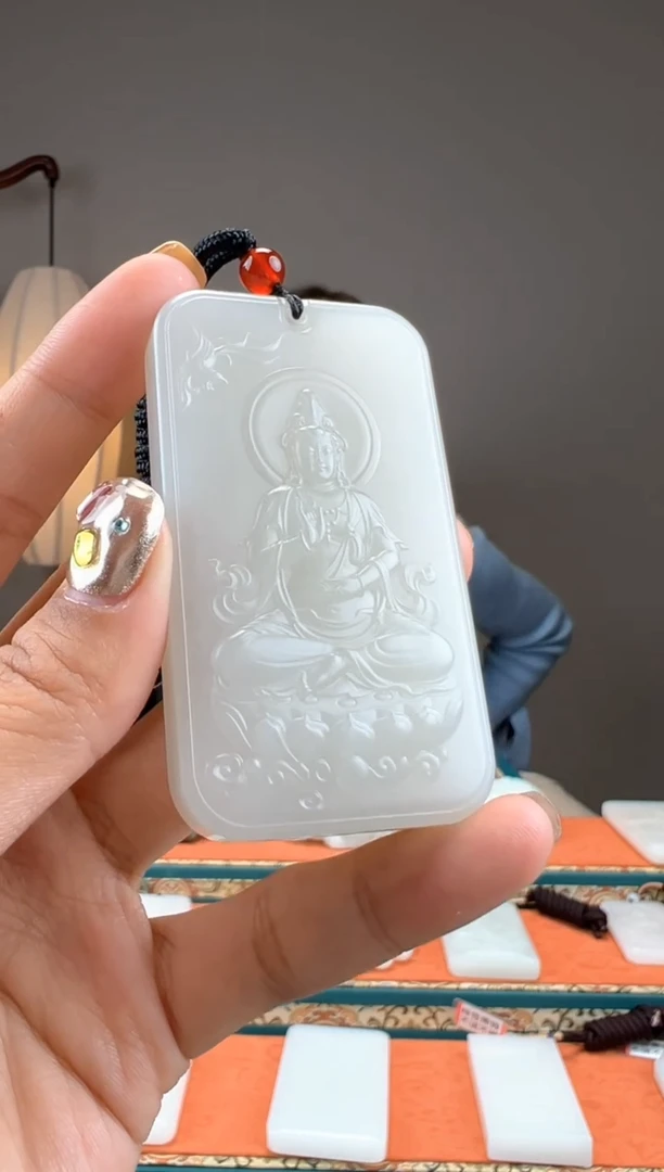 【闪购商品】和田玉颈饰未镶嵌1