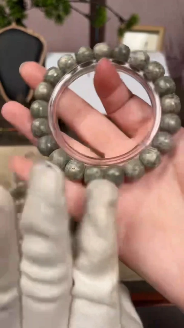 手串星月菩提海南石玉料绿幽灵星月菩提手串