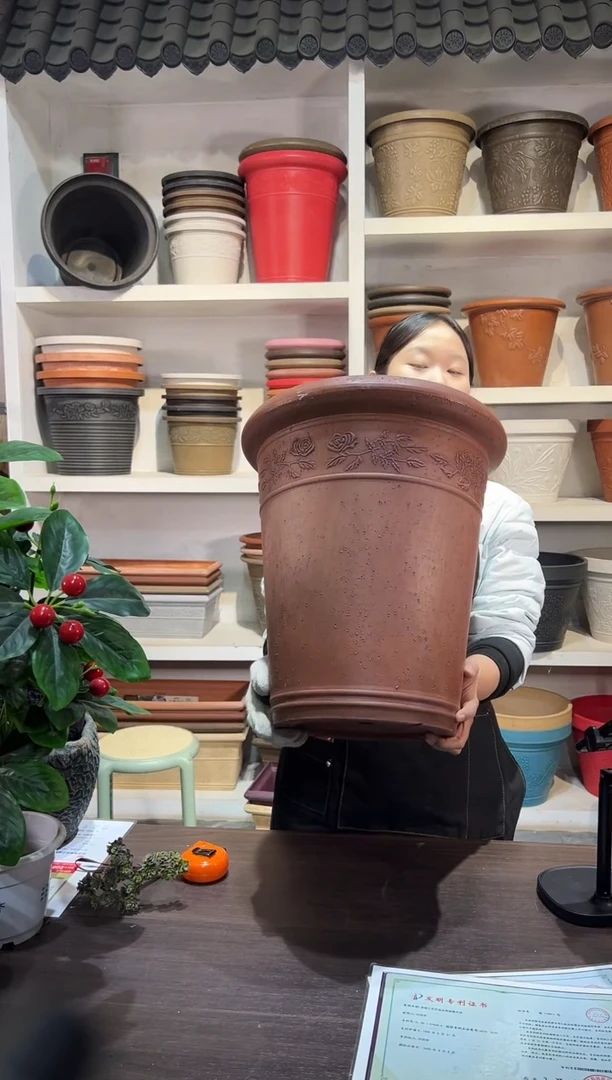 38*43/UK38/陶土色浮雕高花盆外贸尾单