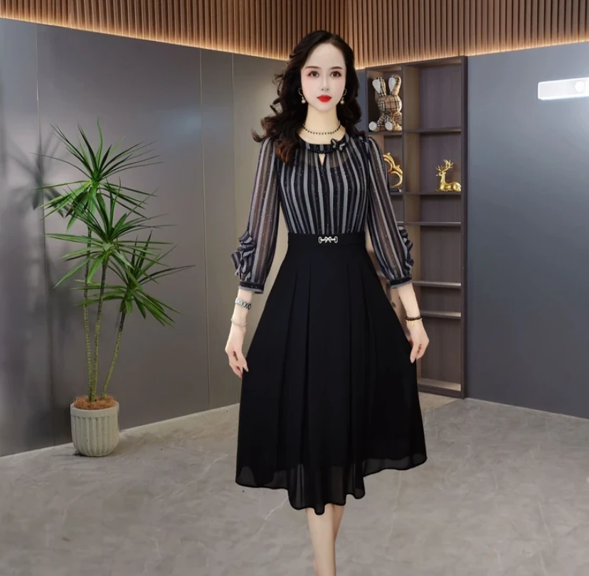 【新品上新】2025侧拉链七分袖早秋显瘦套头连衣裙秋装气质幂式穿搭