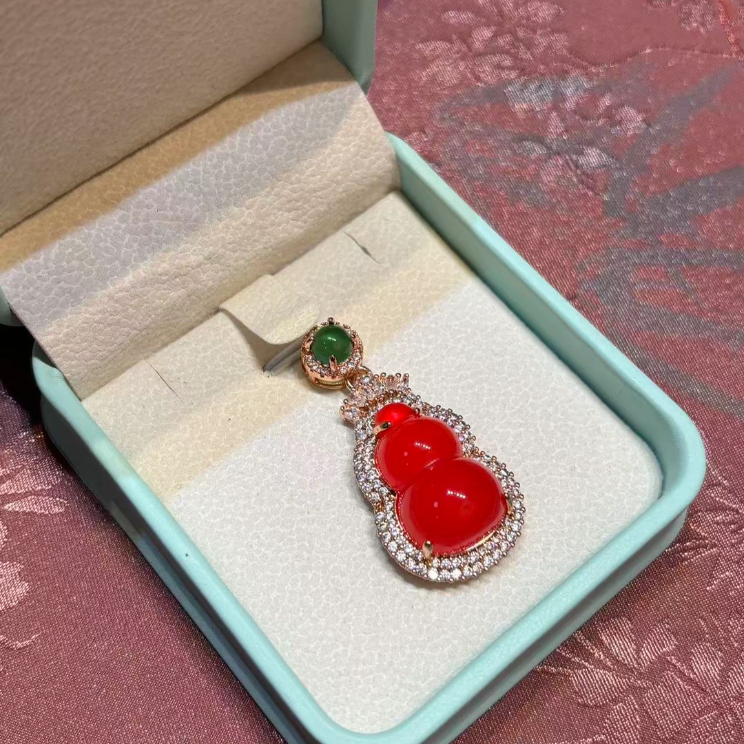 高端-大气-时尚葫芦吊坠F8