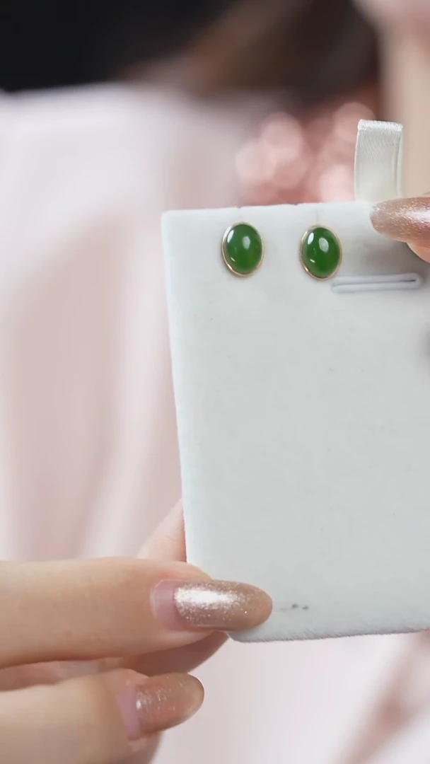 【闪购商品】和田玉耳钉未镶嵌EB01和田玉碧玉阳绿蛋面耳钉
