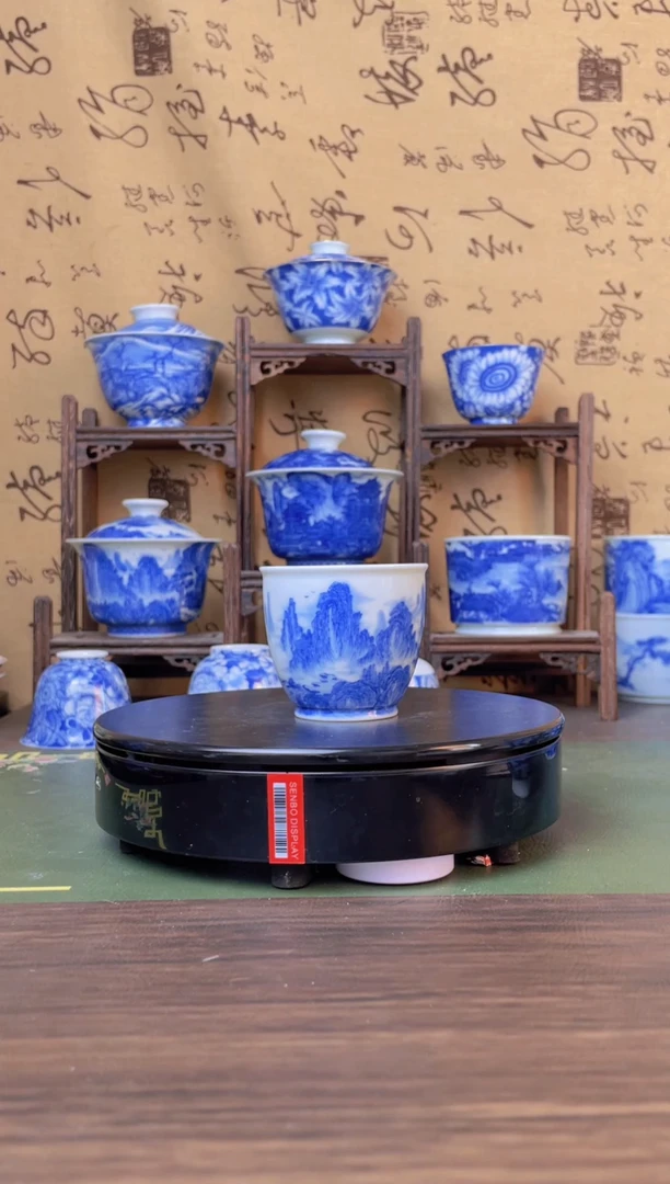 青花山水铃铛杯1