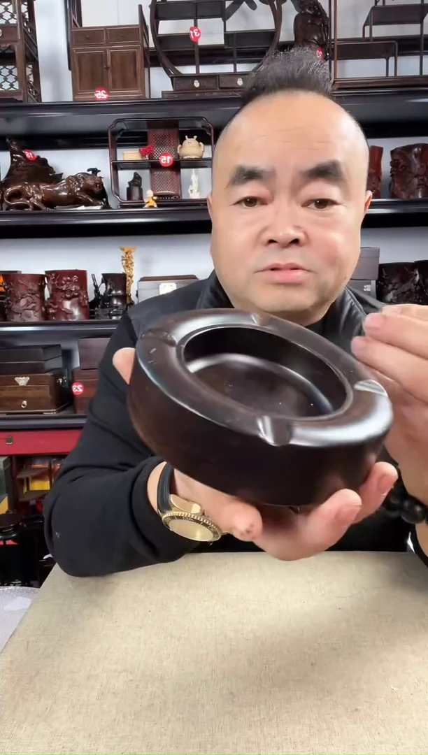 木老李红木工艺品烟缸