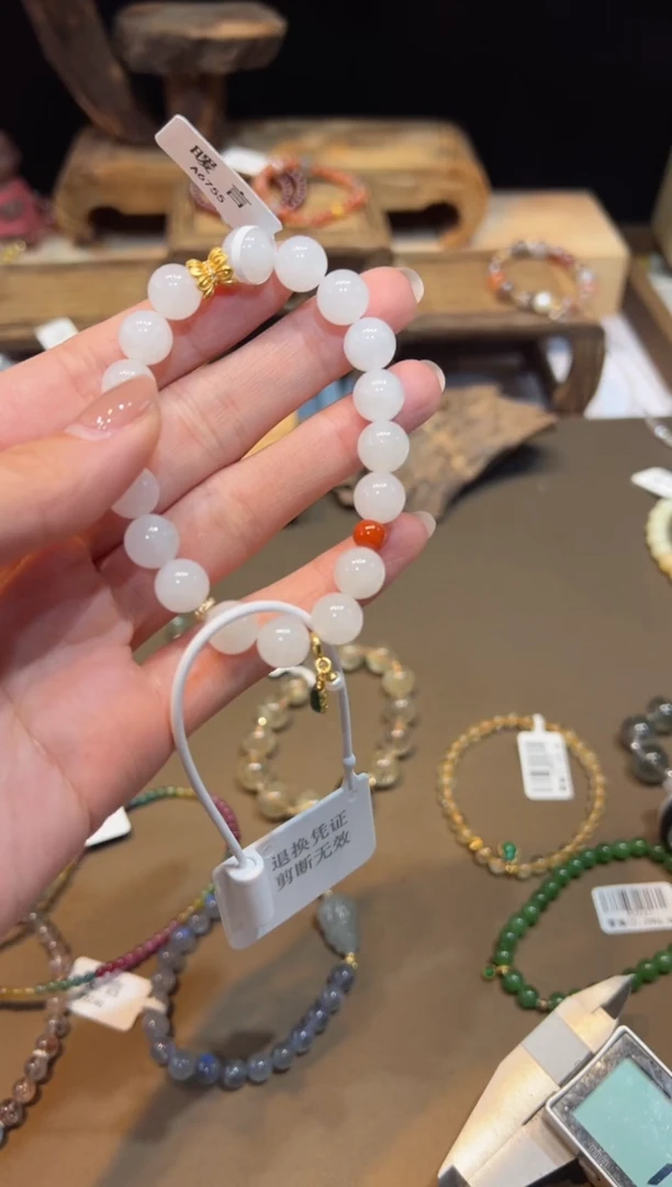 手饰和田玉未镶嵌手饰@@A6755