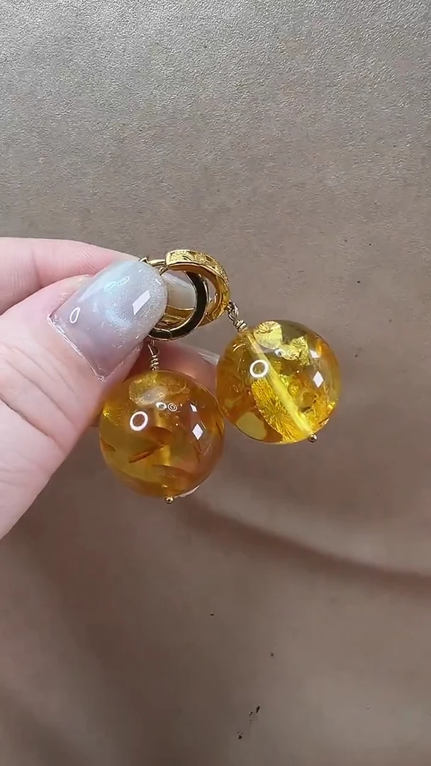 琥珀颈饰未镶嵌耳环