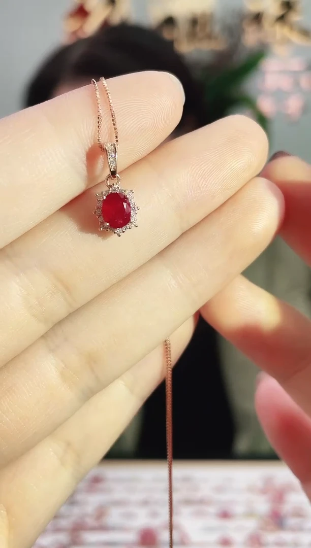 颈饰银S925镶嵌红宝石吊坠
