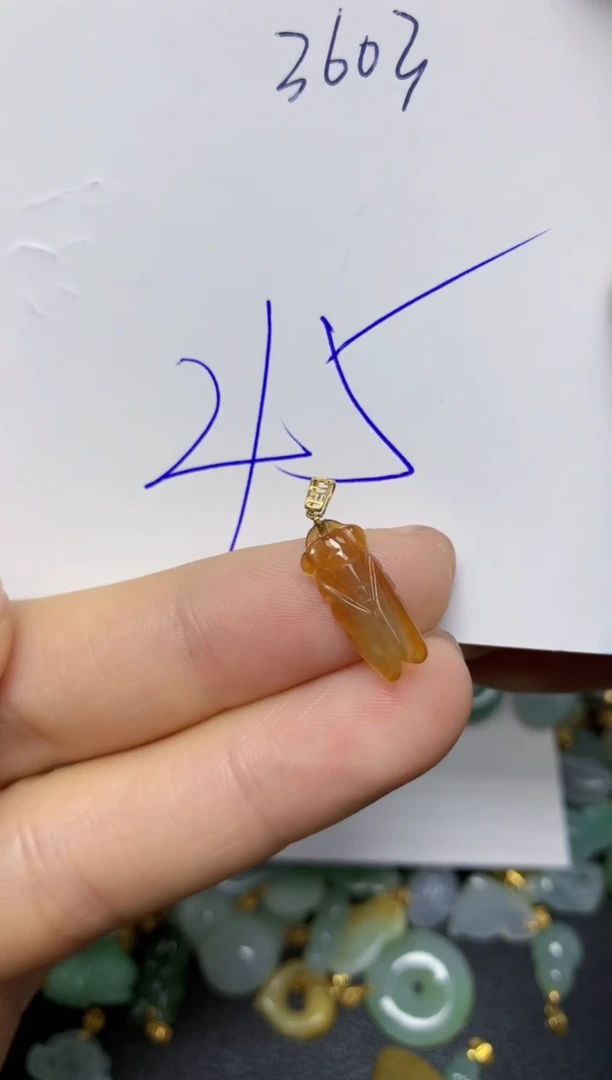 【闪购商品】翡翠挂件18K金镶嵌 天然翡翠A货