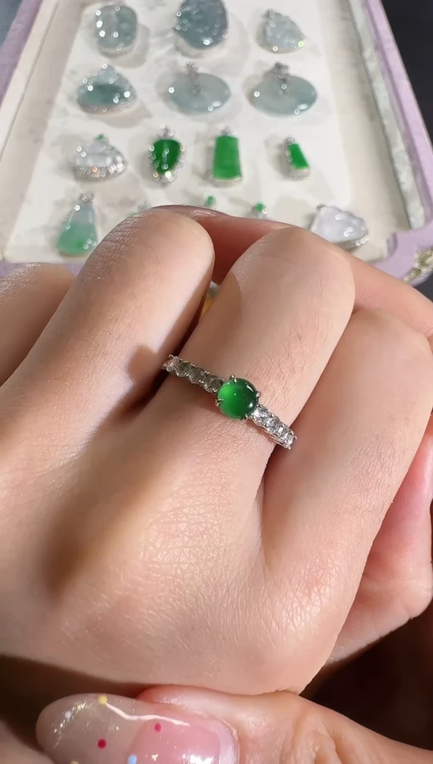 【闪购商品】翡翠戒圈18K金镶嵌【源头工厂】钻石镶嵌