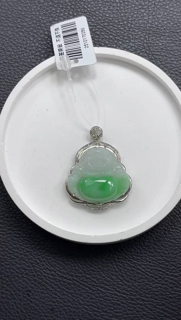 颈饰18K金镶嵌翡翠YM941-1-1 佛公