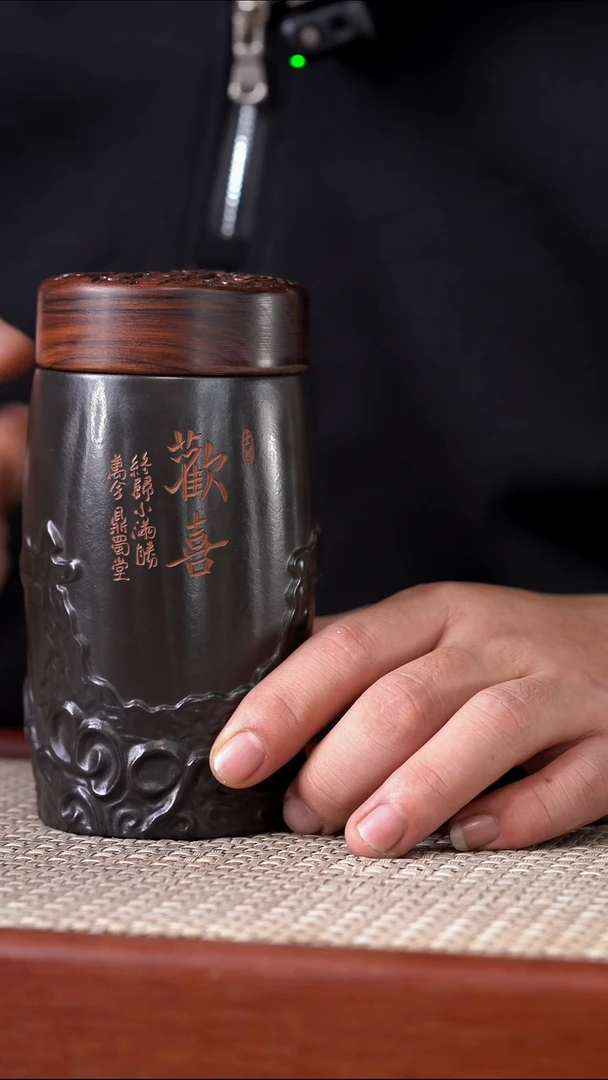 茶杯紫砂云纹木盖欢喜