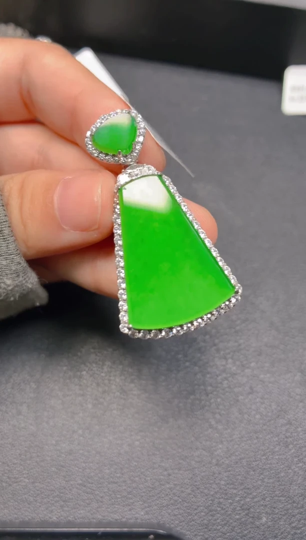 颈饰银S925镶嵌翡翠1