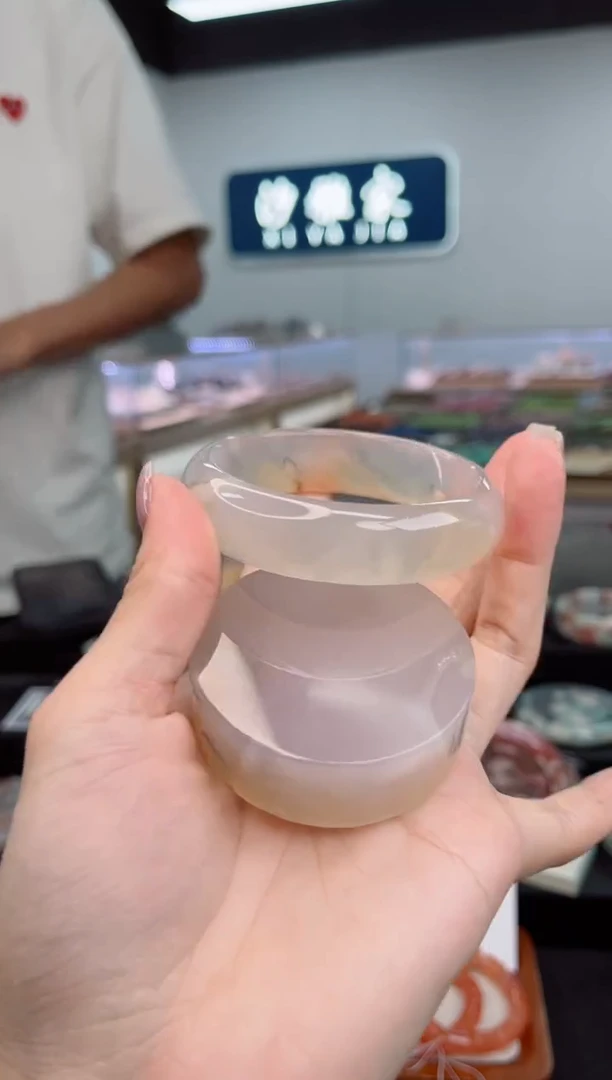 石英质玉手镯未镶嵌57圈口（赠品镯心）1017