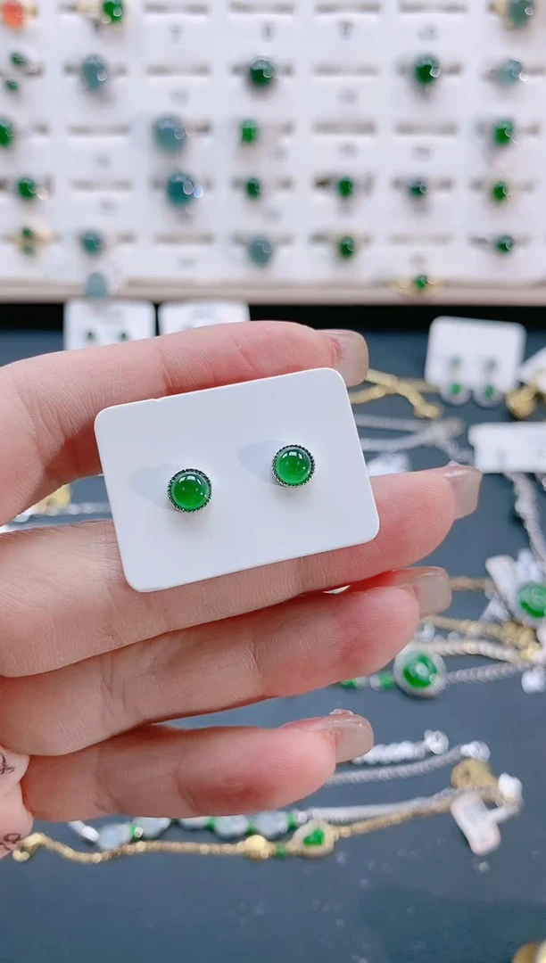 【闪购商品】翡翠戒指银S925镶嵌天然翡翠