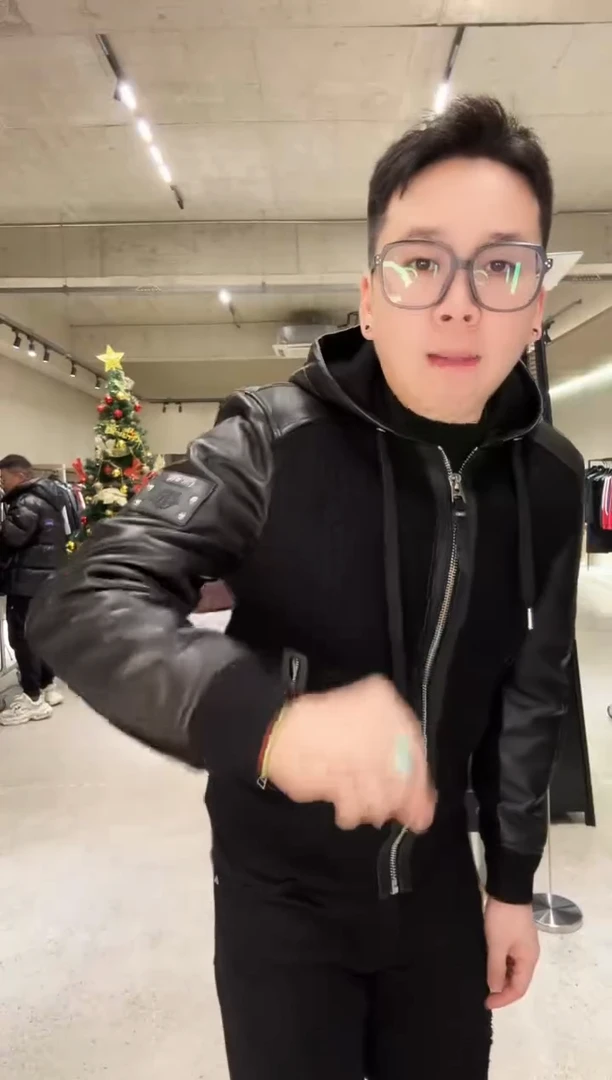 46码（90-115斤）男士真皮拼接连帽棉夹克9023