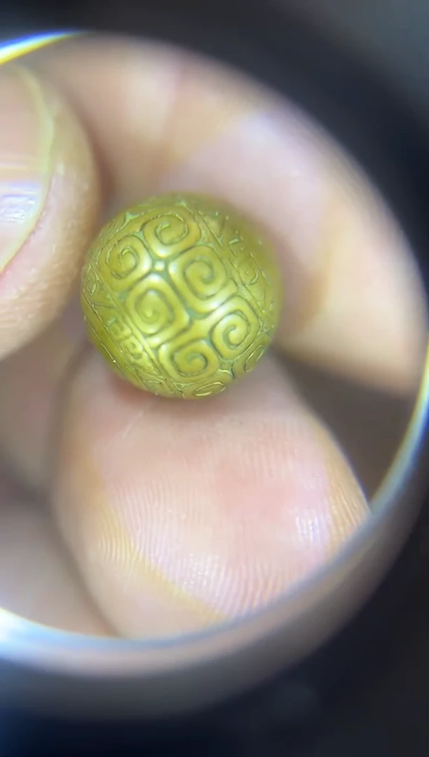 无非金属12.5mm 回纹珠   黄立马