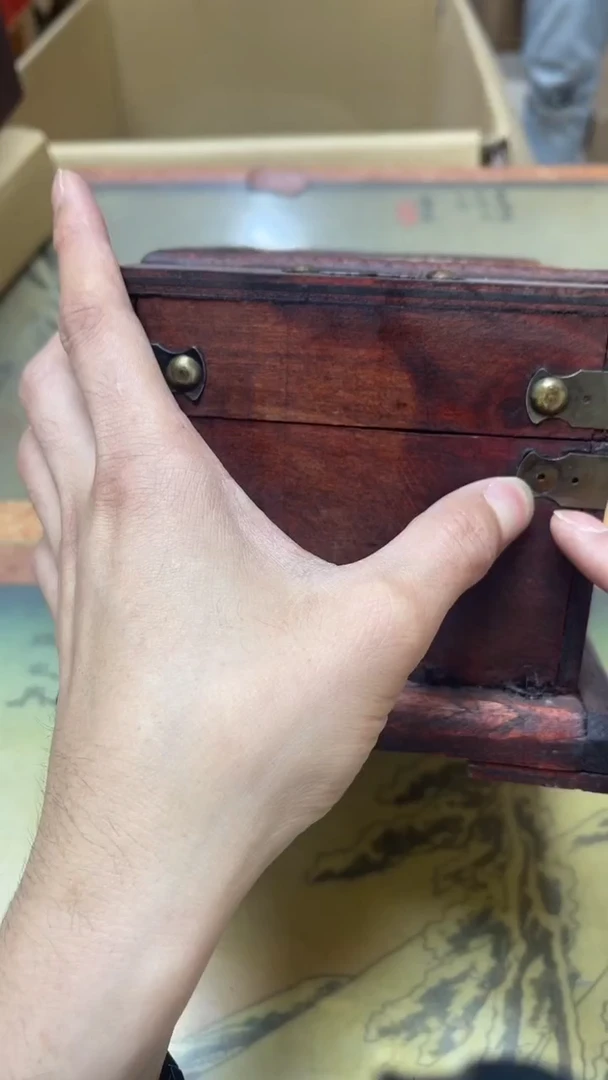 老二精选工艺品生**翼b2429