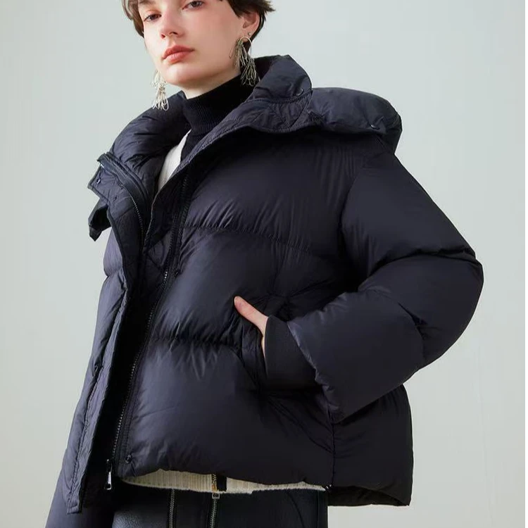 超轻便云朵泡芙无压感羽绒服女短款白鸭绒90加厚连帽面包服外套冬