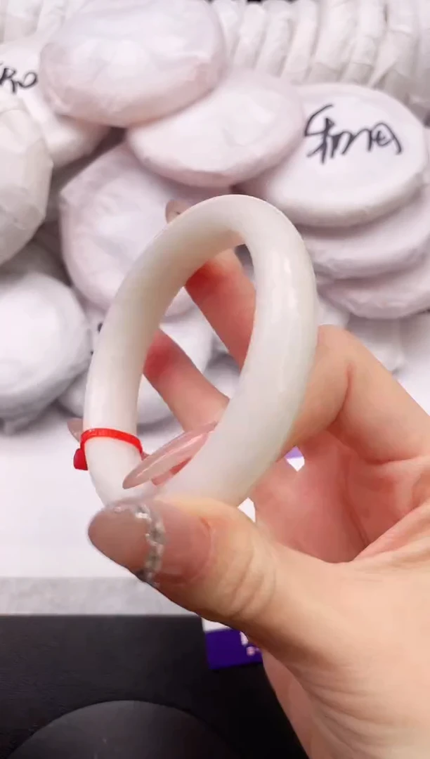 【闪购商品】和田玉手镯未镶嵌23K120-57