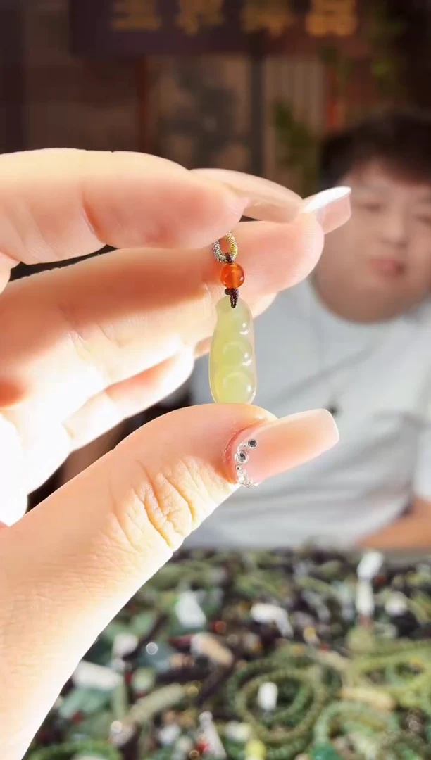 和田玉未镶嵌颈饰拍一发一