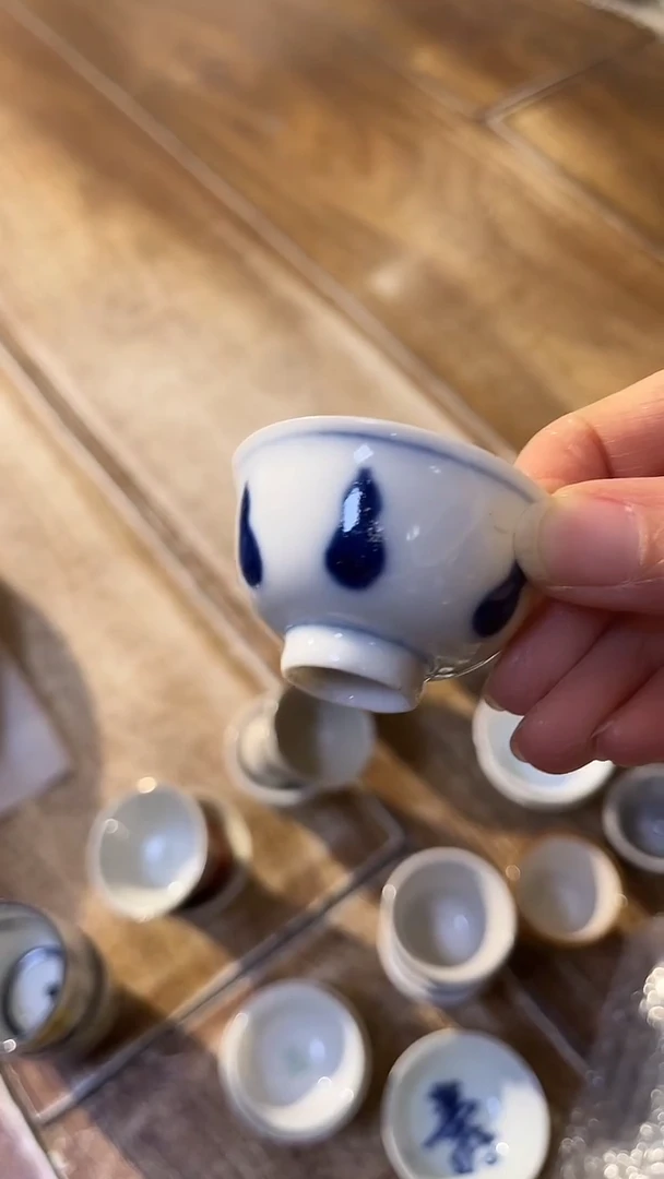 【闪购商品】碗162-点关注加灯牌，满18包邮！