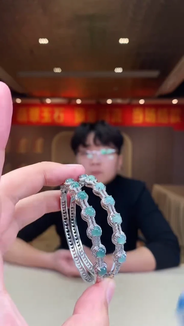 【闪购商品】翡翠颈饰未镶嵌多样性发货（只发一件) *d7