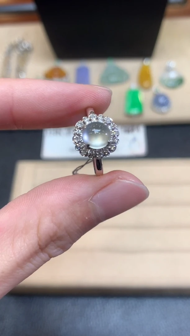 翡翠戒指18K金镶嵌蛋面【无服务费】