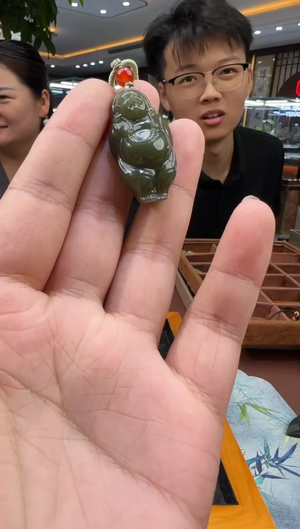 和田玉未镶嵌吊坠(不含链)【陆529】44 7021