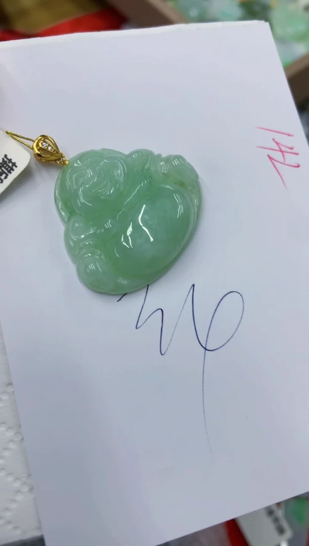 翡翠未镶嵌颈饰111111111111
