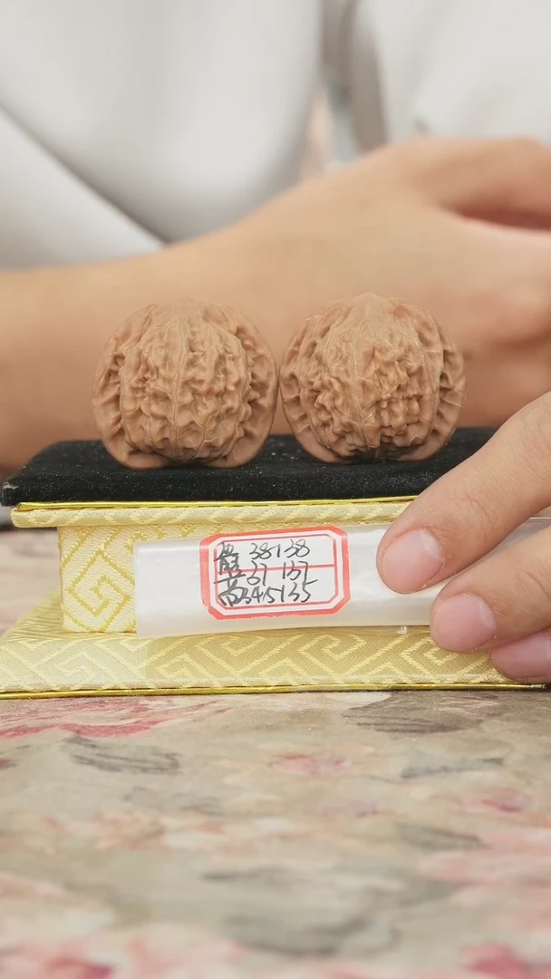 把件文玩核桃一代望月