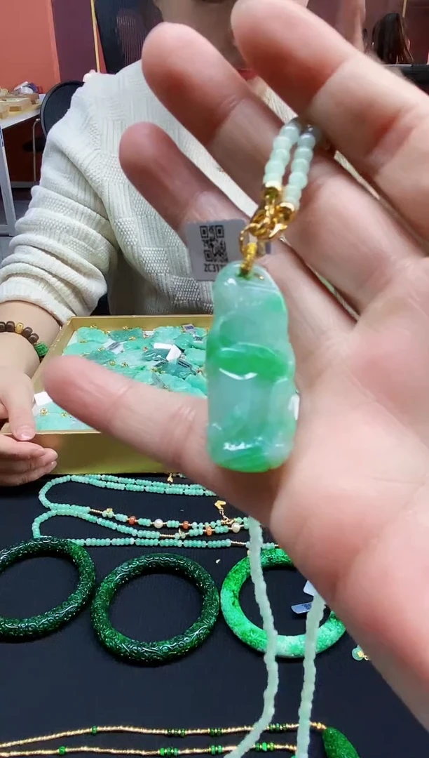 颈饰未镶嵌翡翠翡翠吊坠