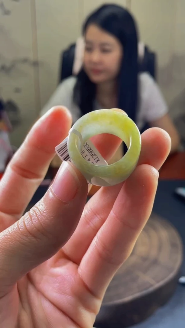 未镶嵌戒指翡翠扳指