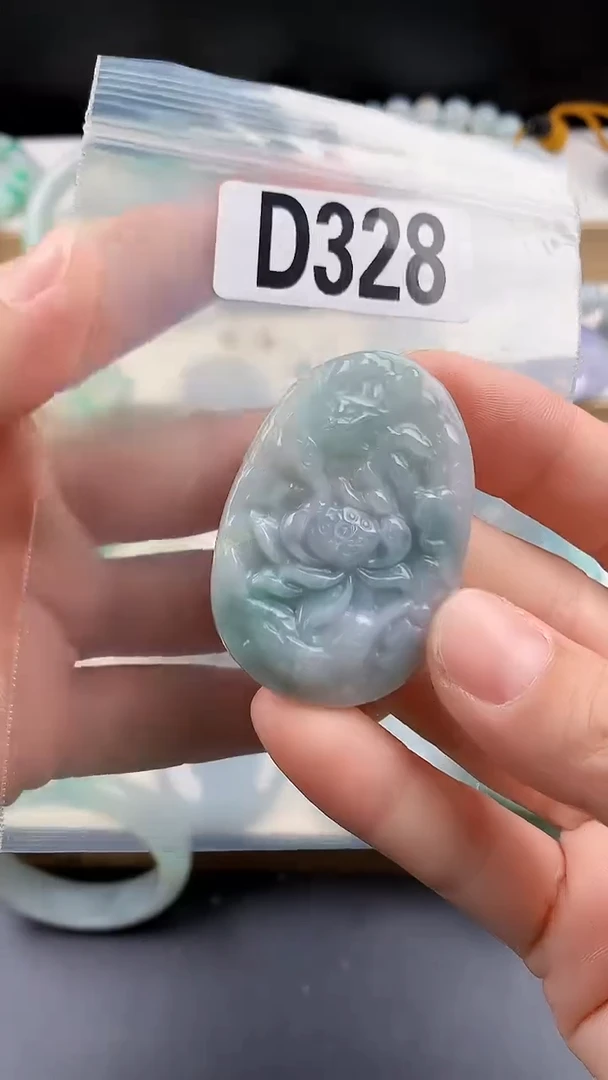 颈饰未镶嵌翡翠颈饰未镶嵌缅甸天然翡翠吊坠