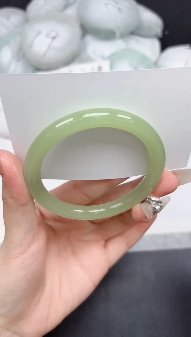 未镶嵌手镯石英质玉350-57-58