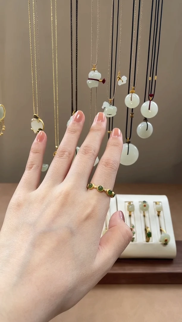 颈饰银S925镶嵌和田玉和田玉戒指