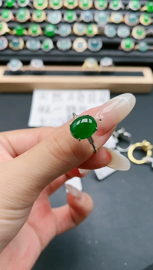 【闪购商品】翡翠戒指银S925镶嵌1111