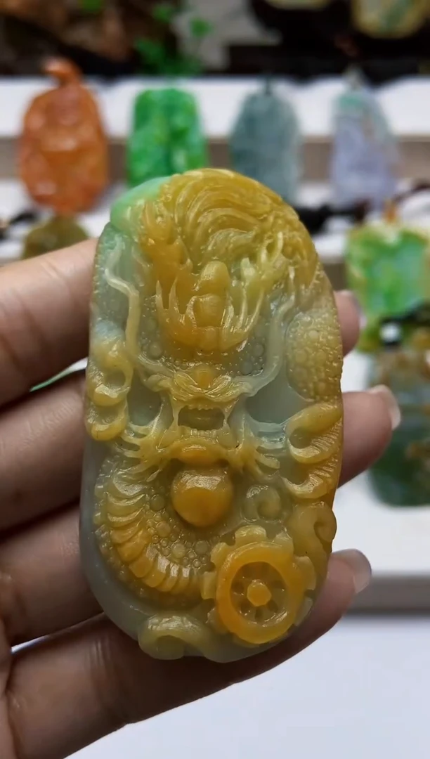 颈饰未镶嵌翡翠翡翠A货