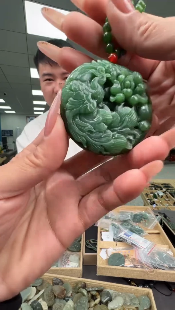 颈饰未镶嵌和田玉b59